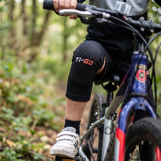 Ti-GO Tech Knee Pads - Youth